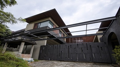 Dijual rumah Mewah di Bukit Sari, Semarang - LT 1046m²