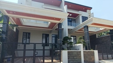 Promo Rumah di Semarang Barat, Semarang, LB 200m², Harga 2 Miliar