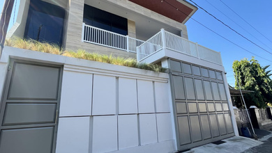 Jual Rumah Bagus Luas 287 m2 area Pusponjolo, Semarang