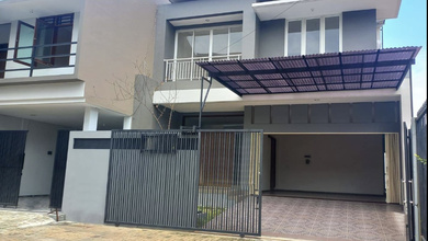 Rumah Modern LT 300 Jual di Gajah Mungkur, Semarang
