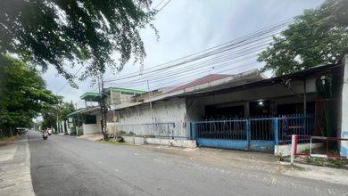 Rumah Modern di Semarang Barat, Semarang, LT 993 m2