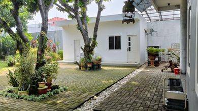 Rumah Premium Luas 1720 Jual di Gajah, Semarang