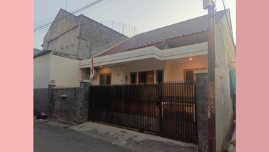 Rumah Dijual di Semarang Tengah, Semarang, LB 190m², Harga Kompetitif!