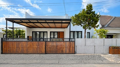 Promo Rumah di Puri Anjasmoro, Semarang, LB 160m², Harga 2 Miliar