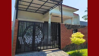 Jual Rumah Megah LT 200 m2 Area Semarang Barat, Semarang