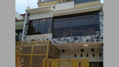 Rumah Modern LT 135 Jual area Candi Golf, Semarang