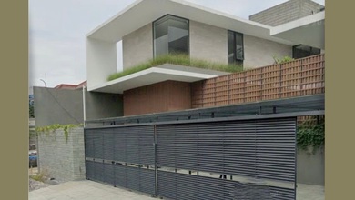 Rumah Area Premium Gajah Mungkur, Semarang - Harga Menarik 18 Miliar