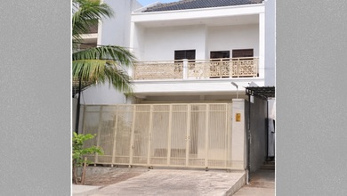 Rumah Area Premium Banyumanik, Semarang - Harga Menarik 3 Miliar