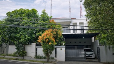 Rumah Sewa Nyaman Lokasi Bukit Sari, Semarang, LB 450m²