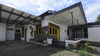 Rumah Area Premium Sompok, Semarang - Harga Menarik 5,2 Miliar