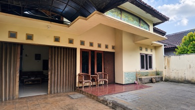 Hunian Prestisius di Kawasan Tlaga Bodas, Semarang, LB 150m², Harga 3,25 Miliar