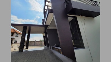 Jual Cepat Rumah Elit di Candisari, Semarang, Luas 1668 m2