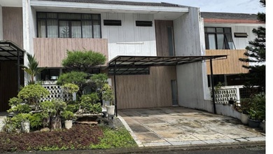 Rumah Mewah di BSB City, Semarang, 3 Kamar Tidur, LT 190m²