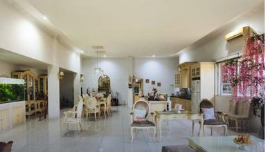 Rumah Besar di Veteran Semarang Tengah