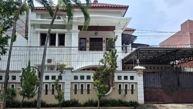 Rumah Area Luxury Semarang Tengah, Semarang - Harga Terbaik 13,8 Miliar