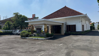Tempat Usaha Komersial di Gajahmada Semarang