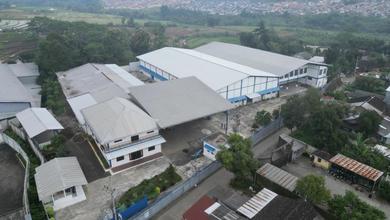 Gudang Eks Pabrik di Campurejo Boja
