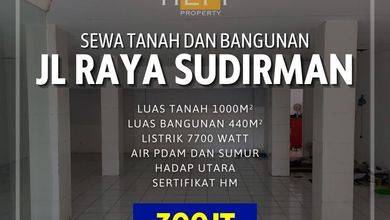 Disewakan Segera Rumah Cantik dengan Tanah Luas 1000 m2 di Semarang Barat