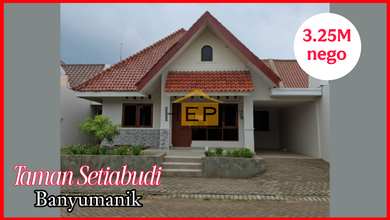 Kesempatan Langka, rumah Prestisius di Banyumanik, Semarang, LB 200m²