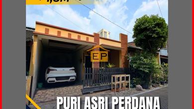 Kesempatan Rumah di Banyumanik, Semarang, LB 120m², Harga 1,8 Miliar