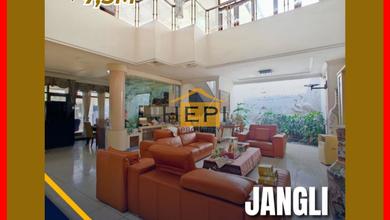 Penawaran Eksklusif, rumah Mewah di Candisari, Semarang, LB 350m²