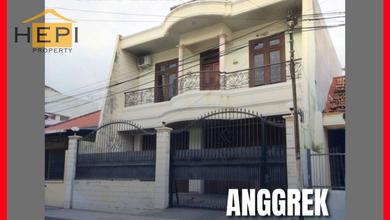 Rumah 2Lt di Jl Anggrek Semarang Pusat Kota