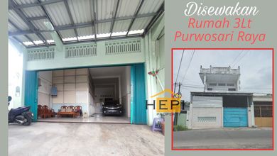 Rumah Megah Unfurnished Daerah Strategis Daerah Semarang Tengah