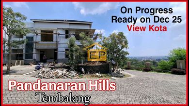 Penawaran Eksklusif, rumah Mewah di Tembalang, Semarang, LB 260m²