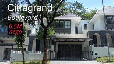 Jual Rumah Megah LT 240 m2 di Tembalang, Semarang