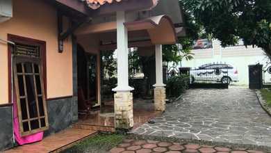 Rumah Siap Pakai di Area Ngaliyan, Semarang, LT 302m²