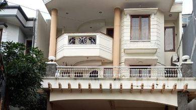 Jual Rumah Mewah Luas 400 m2 di Tembalang, Semarang