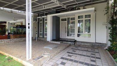 Rumah premium dengan Lahan 120 m2 di Graha Padma, Semarang