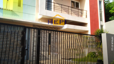 Jual Rumah Nyaman di Semarang Barat, Semarang - LT 200m²