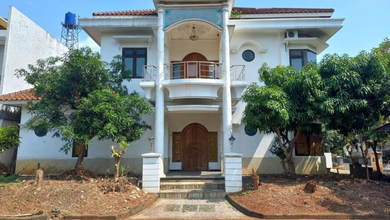 Penawaran Eksklusif, rumah Mewah di Banyumanik, Semarang, LB 480m²