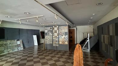 Dijual Ruko Ideal Untuk Segala Jenis Usaha & Siap Pakai di Semarang Timur - Semarang