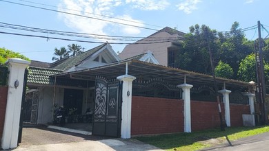 Kesempatan Eksklusif, rumah Mewah di papandayan, Semarang, LB 400m²