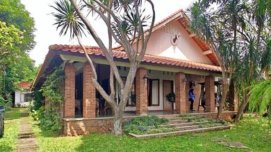 Kesempatan Eksklusif, rumah Prestisius di Banyumanik, Semarang, LB 400m²