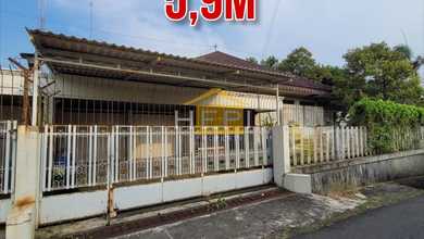 Rumah Mewah di Bukit Sari, Semarang, 4 Kamar Tidur, LT 700m²