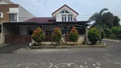 Hunian Mewah di Kawasan Semarang Barat, Semarang, LB 360m², Harga 2,7 Miliar