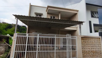 Rumah Dijual di Manyaran, Semarang, LB 150m², Harga Kompetitif!