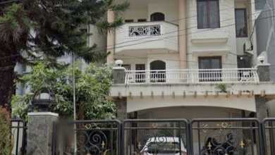 Rumah Mewah di Bukit Sari, Semarang, 4 Kamar Tidur, LT 400m²