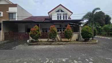 Rumah Area Luxury Semarang Barat, Semarang - Harga Menarik 2,7 Miliar