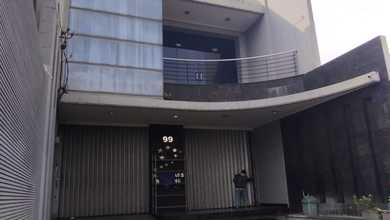 Dijual Gedung Komersial di Jalan Jenderal Sudirman Semarang