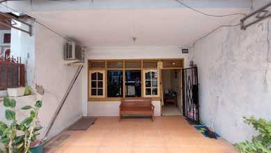 Dijual Rumah Strategis di Semarang Timur, Semarang - LT 100m²