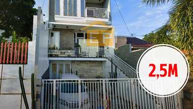 Rumah Dijual di Ngaliyan, Semarang, LB 250m², Harga Kompetitif!