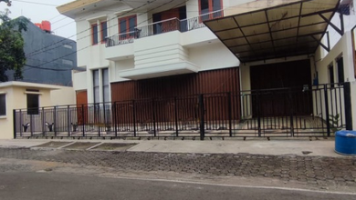 Dijual Ruko di Halmahera Semarang Timur, Semarang