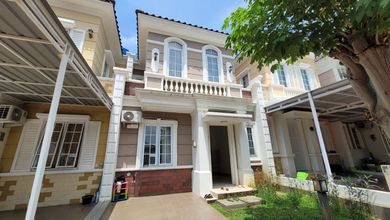 Hunian Favorit di Simongan, Semarang, 3 KT, Harga 1 Miliar