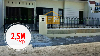 Rumah Siap Pakai di Kawasan Semarang Utara, Semarang, LT 240m²