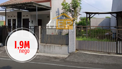 Rumah Favorit di Semarang Barat, Semarang, 3 KT, Harga 1,9 Miliar