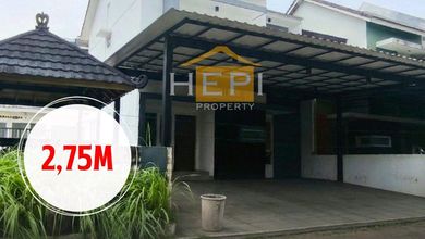 Rumah Mewah di Kedungmundu, Semarang, 4 Kamar Tidur, LT 234m²